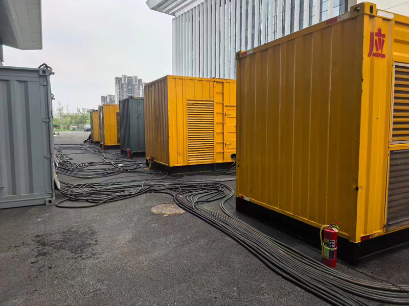 贡山不同季节柴油发电机组保养有哪些注意事项?