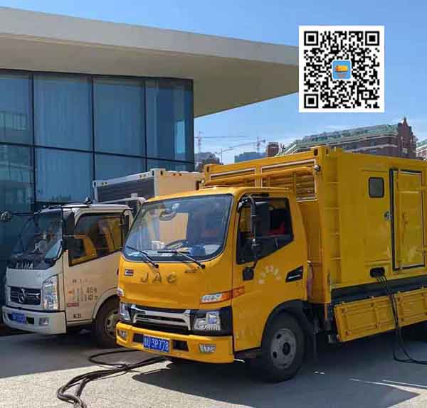 贡山出租发电车